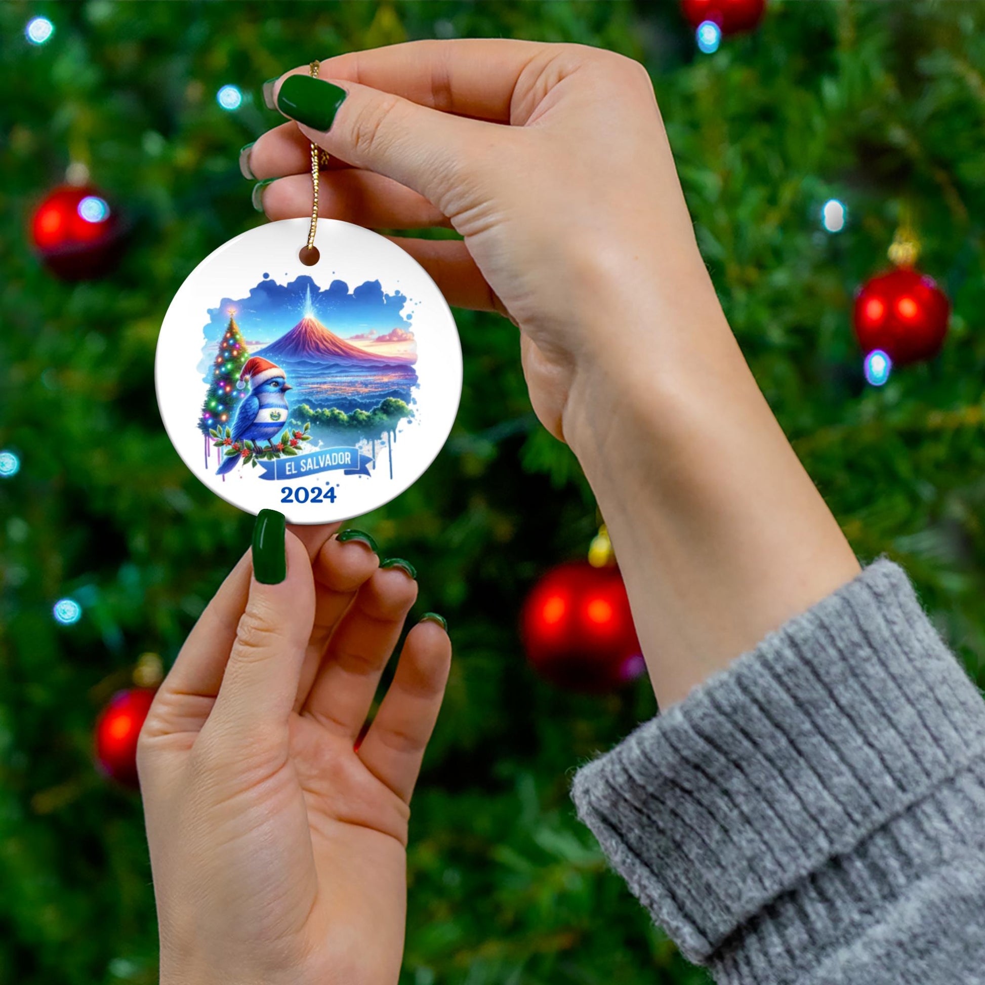 Personalized El Salvador Ornament, El Salvador Christmas Ornament, El Salvador Souvenir, Santa Bird Christmas Ornament, Honeymoon, Travel