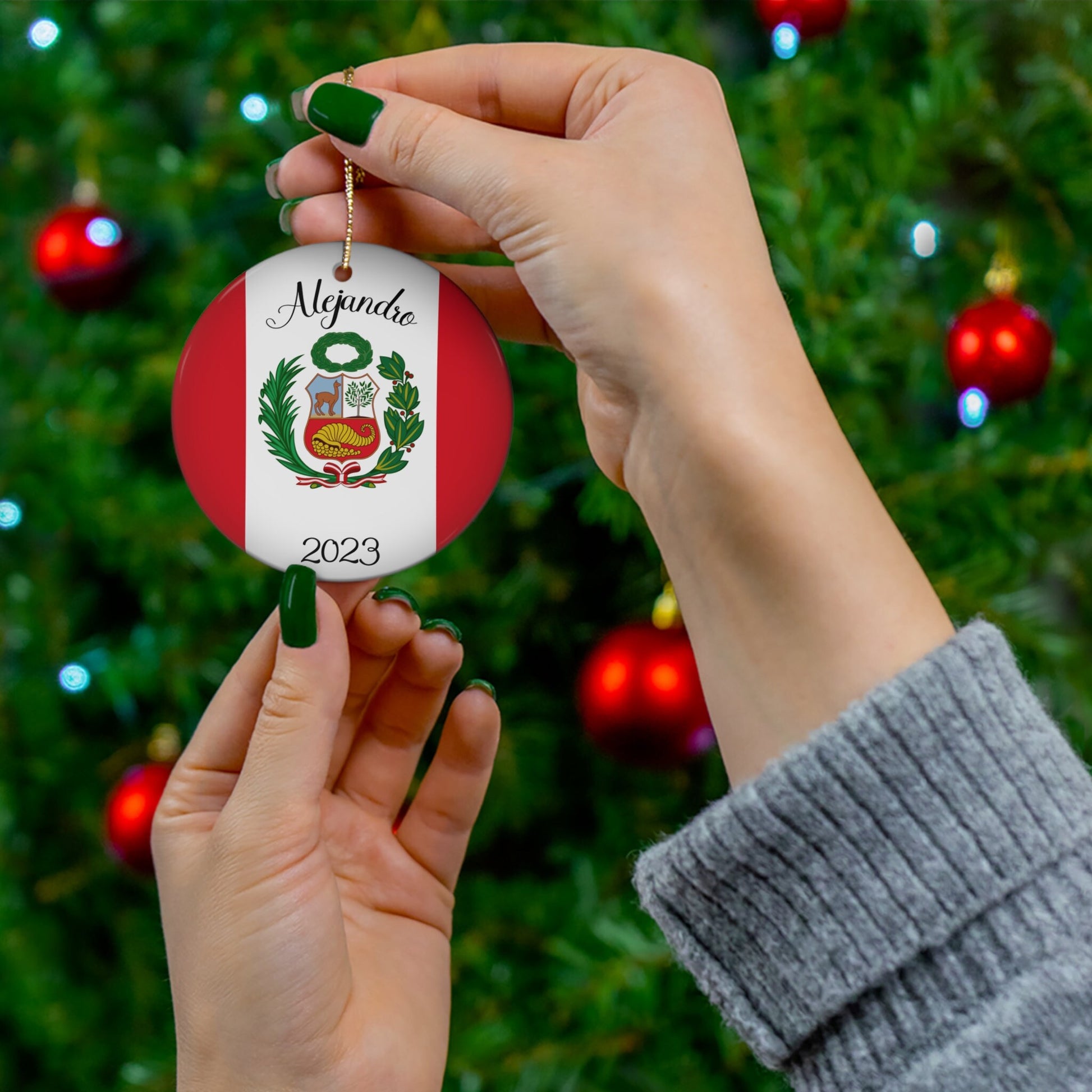 Personalized Peru Ceramic Christmas Ornament Peruvian Flag Round Gift Holiday Decoration South America World Heritage Travel Themed Peru
